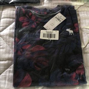 Abercombie kids tees